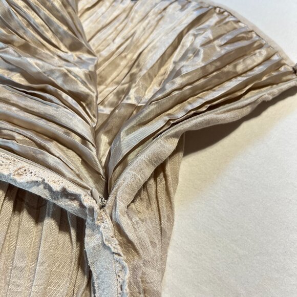 Flair Handmade Maxi Skirt – Size L, Cotton Blend with Lace & Wrinkle Effect - Picture 4 of 9